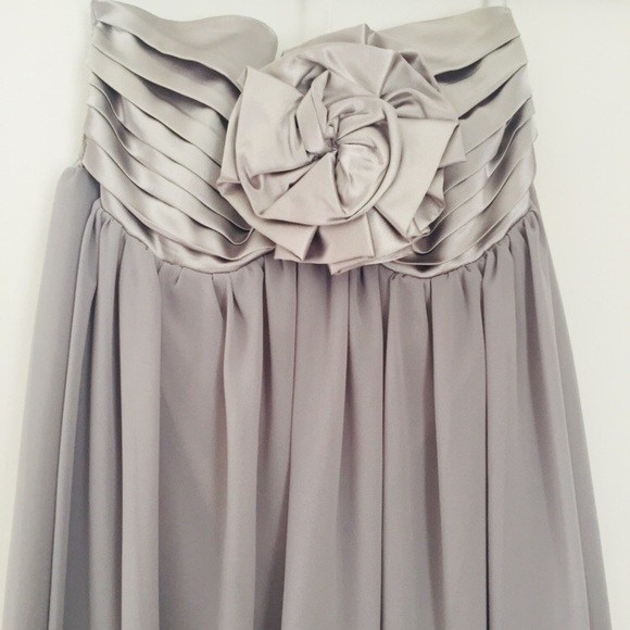 *DONATED* Formal Strapless Dress Silver Grey Size Medium - Picture 3 of 6